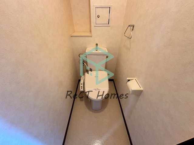 コム・ロワイヤル姫路幸町のトイレ