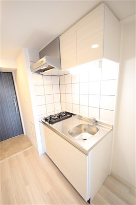 【キッチン】 | サムティ福島RUFLE