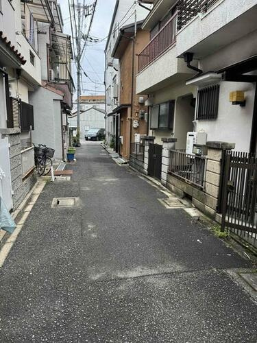 本町　中古一戸建ての前面道路含む現地写真|■物件内覧・資金計画相談・住宅ローン相談、リフォーム相談、お問合せ受付中■
※当日・翌日のご内覧、ご相談はお電話でのお問合せがスムーズです！