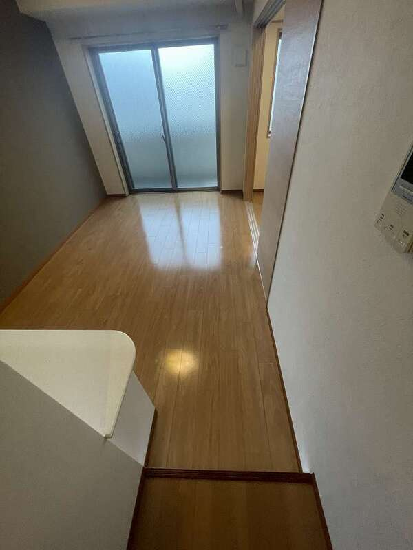 イーストレジデンスの居間・リビング