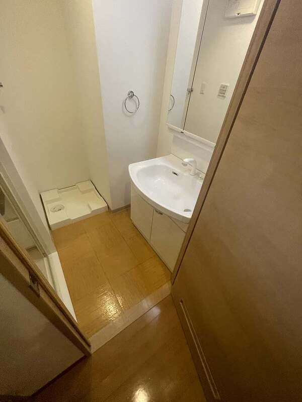 イーストレジデンスの洗面所