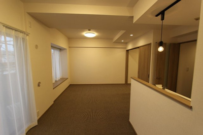 【居間・リビング】 | ヴィルヌーブ八幡町