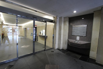 【エントランス】 | ヴィルヌーブ八幡町