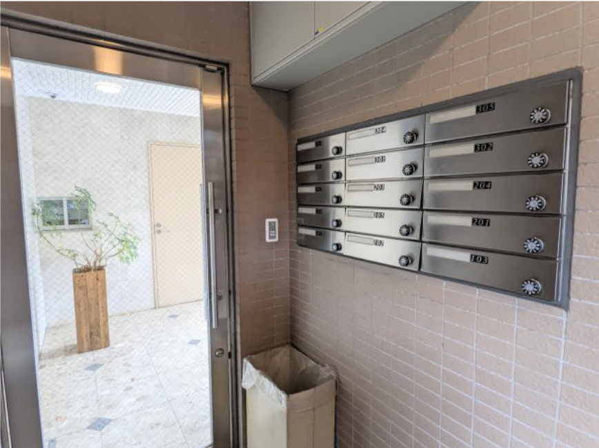 アソシエール駒沢　駒沢公園徒歩圏内　陽当たり良好　最上階のその他共用部分