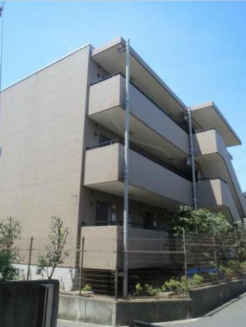 アソシエール駒沢　駒沢公園徒歩圏内　陽当たり良好　最上階の外観