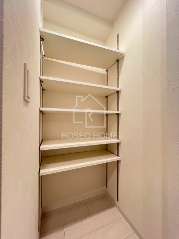 ラフォルム鎗屋町の収納|同マンション別部屋：参考写真