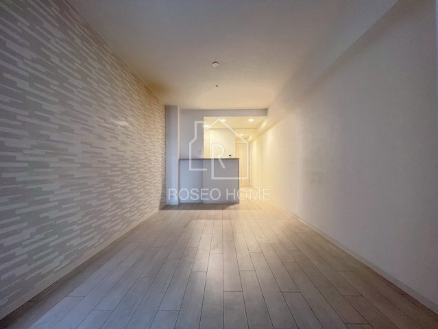 ラフォルム鎗屋町の居間・リビング|同マンション別部屋：参考写真