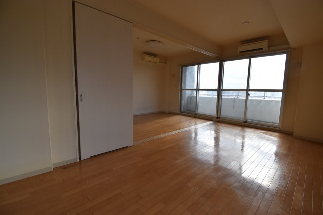 キャピトル幸町