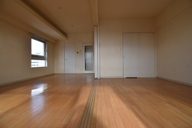 キャピトル幸町の居間・リビング