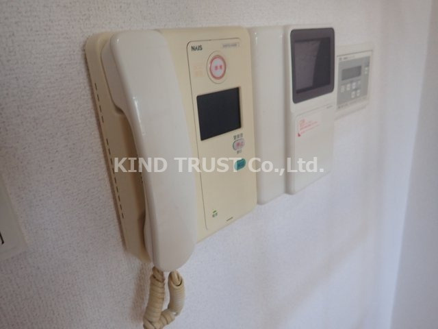 エステムコート梅田茶屋町デュアルスペースのセキュリティ|モニター付きインターホンです