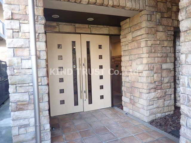 エステムコート梅田茶屋町デュアルスペースのエントランス|毎日通るエントランスはこのようになっています