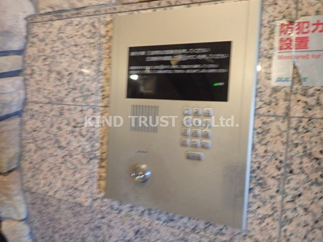 エステムコート梅田茶屋町デュアルスペースのセキュリティ|モニター付きインターホンです