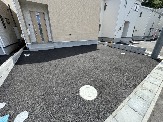 柏市高田新築戸建（高田第７）の駐車場|4号棟駐車スペース・並列2台駐車可