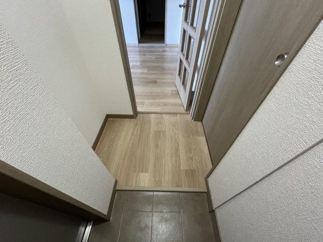 新栄プロパティー千代田の玄関