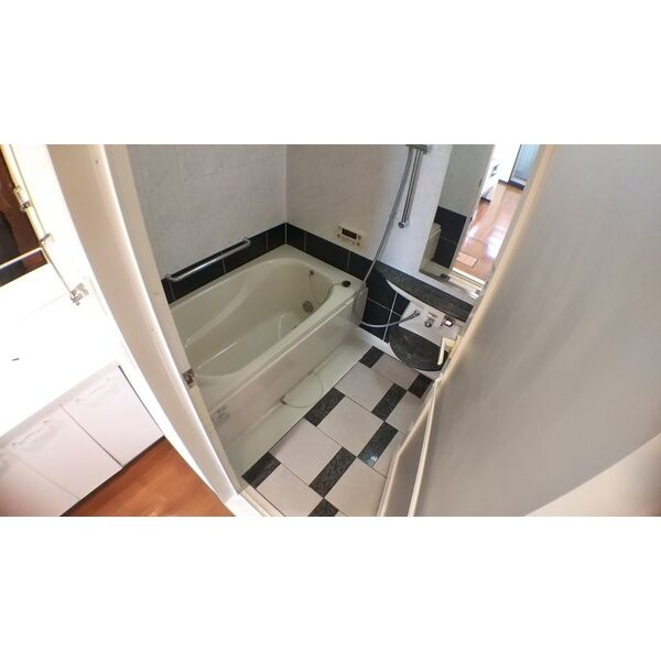 CITY SPIRE桜川Ⅱの浴室