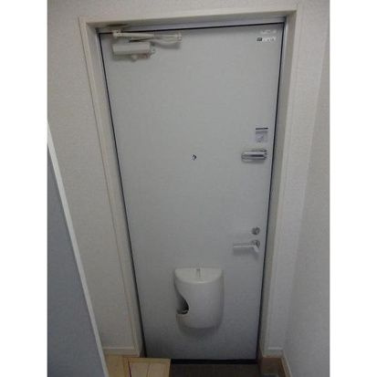 シャンテ　エスポワールの玄関