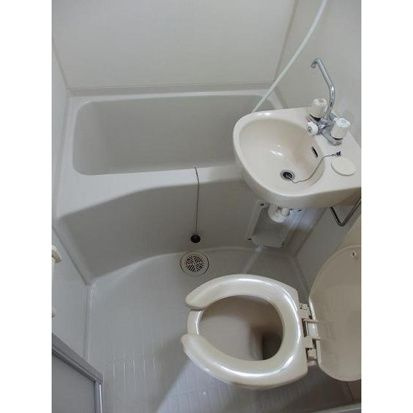 シャンテ　エスポワールの浴室