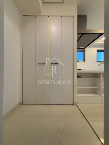 イーストモート高麗橋の玄関