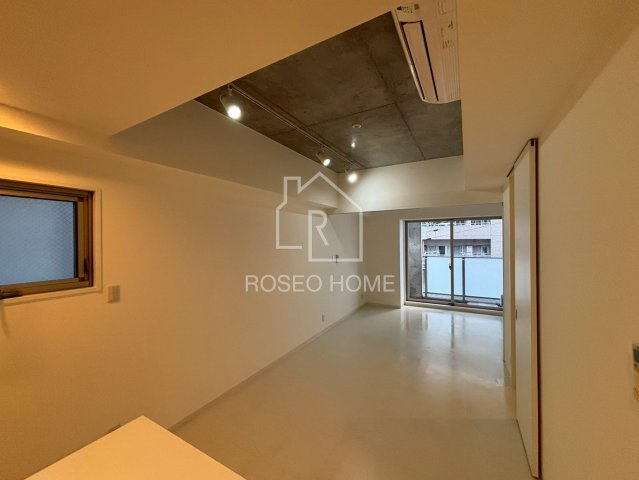 イーストモート高麗橋の居間・リビング