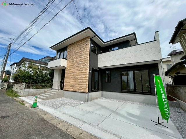 桶川市北9期　新築戸建　Grace01の駐車場