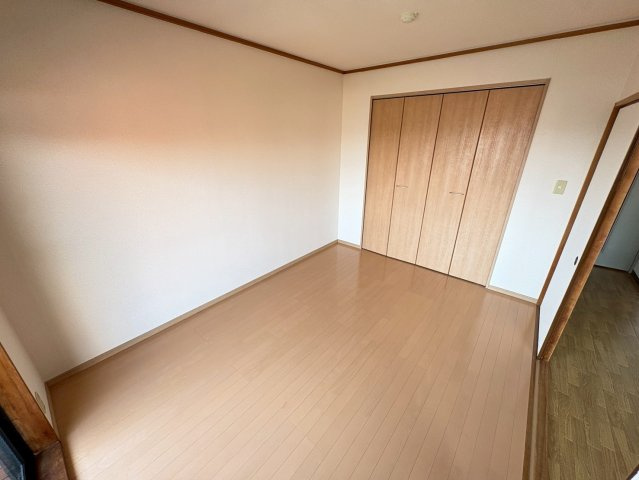エムズ・アークA棟の居間・リビング