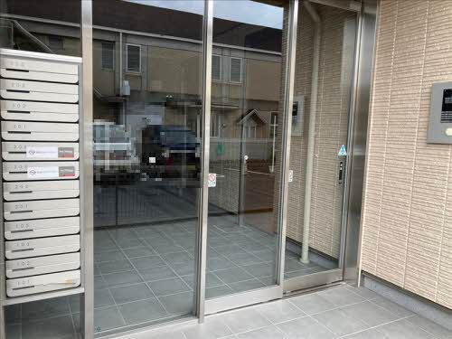 メゾン パルクスのエントランス