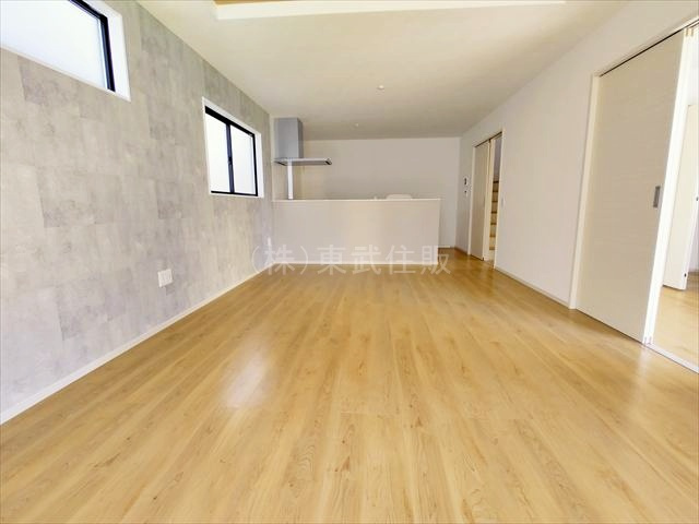 【居間・リビング】の画像