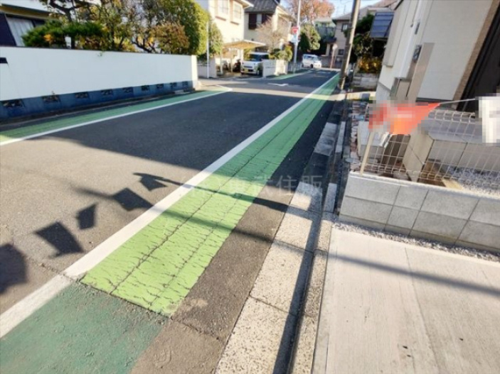 【前面道路含む現地写真】の画像