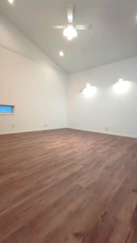 東大阪市御厨南2丁目　中古戸建の居間・リビング