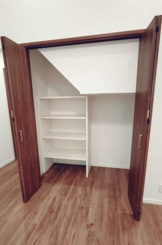 東大阪市御厨南2丁目　中古戸建の収納