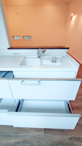 東大阪市御厨南2丁目　中古戸建のキッチン