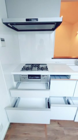 東大阪市御厨南2丁目　中古戸建のキッチン