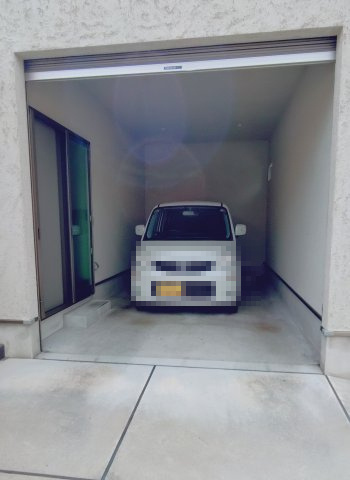 東大阪市御厨南2丁目　中古戸建の駐車場