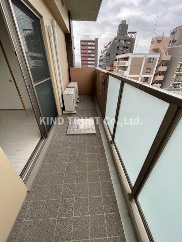 エムズ・レジデンスうめきたのバルコニー|開放的で明るい空間を演出してくれるバルコニーです