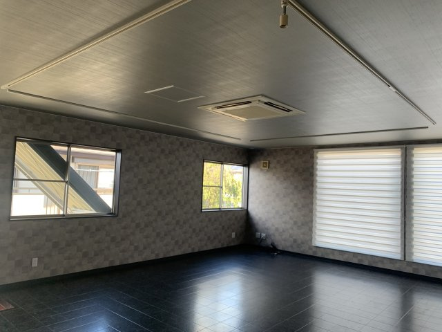 亀山　売事務所のその他