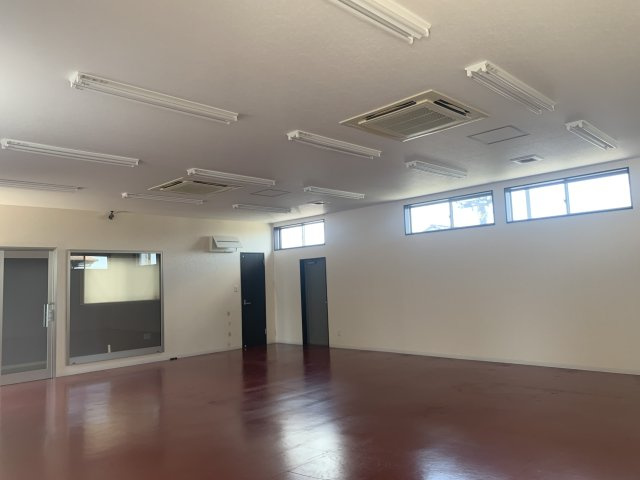 亀山　売事務所のその他