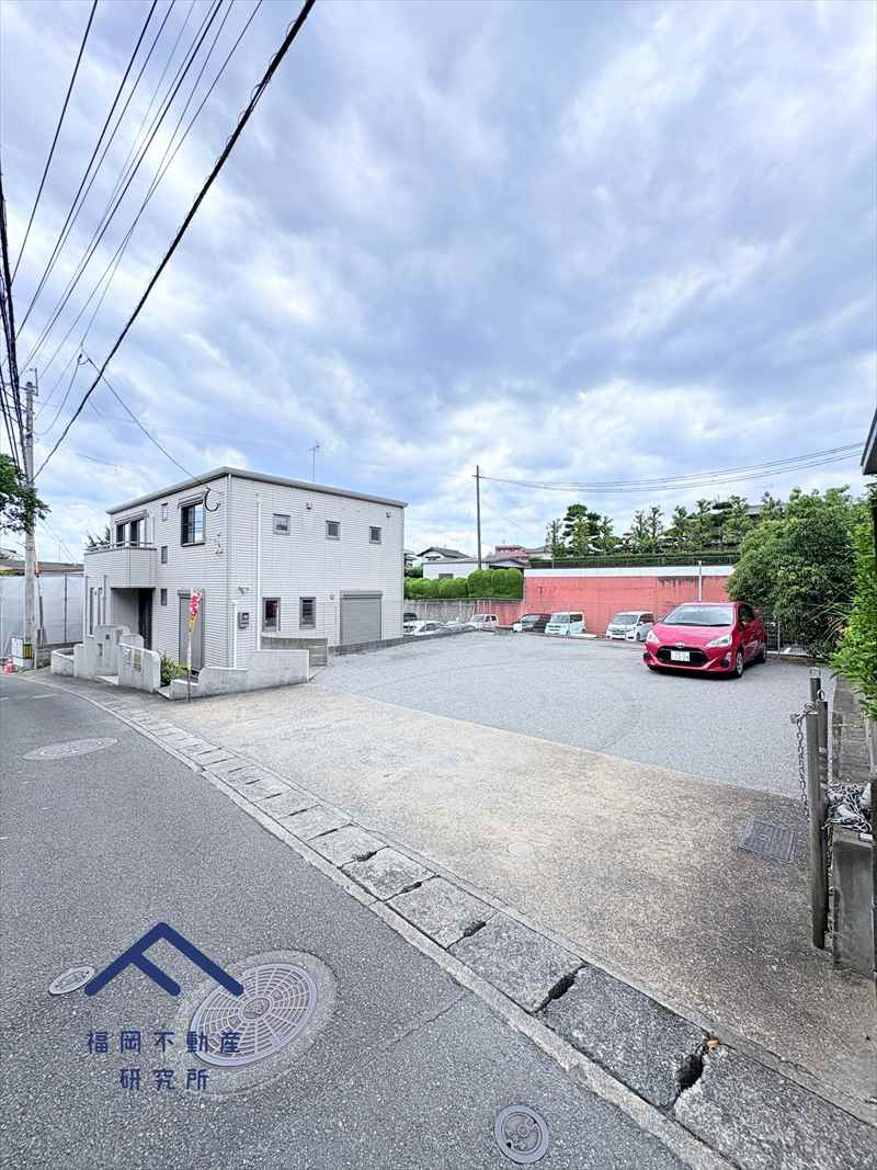 東区香椎２丁目　戸建ての駐車場