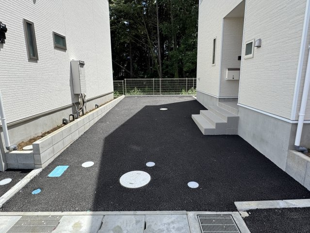 柏市高田新築戸建（高田第７）の駐車場|6号棟駐車スペース・縦列2台駐車可