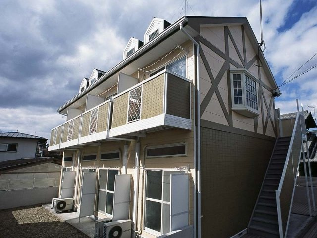 神戸市北区緑町２丁目のアパート