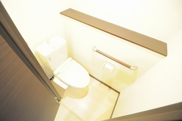 三木市志染町中自由が丘２丁目のアパートのその他
