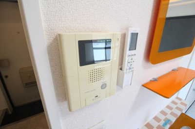 【セキュリティ】 | レクシア鶴ヶ丘 | TVモニターホンでセキュリティ対策もバッチリ♪