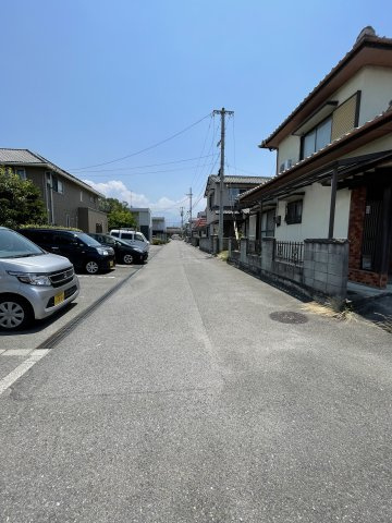 東雲町2丁目の前面道路含む現地写真