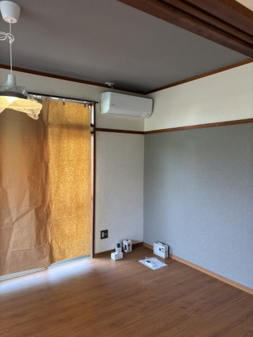 リバースの内装