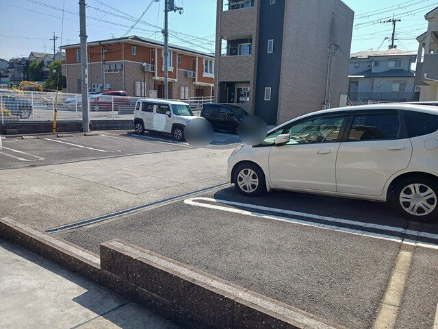 レオン　Ｋ．ＳⅡの駐車場