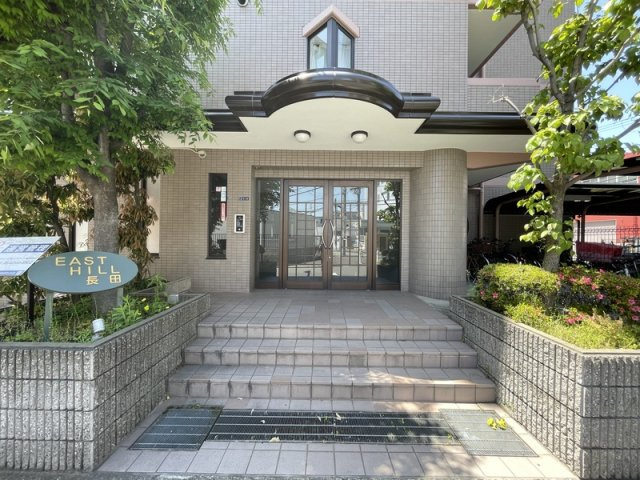 イーストヒル長田のエントランス