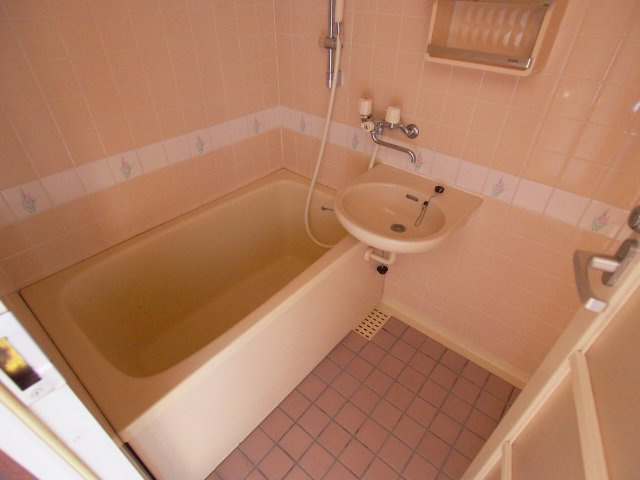 ライオンズマンション海田堀川町の浴室