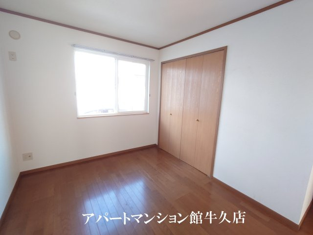 リファインドＢの寝室