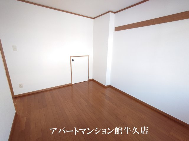 リファインドＢの寝室