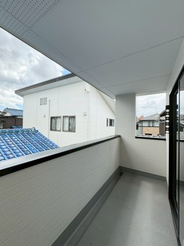 ーBloomーブルームー小倉南区下曽根4丁目4期　【小倉南区　新築戸建て】のバルコニー|日当たり良好なバルコニー♪　【小倉南区　新築戸建て】