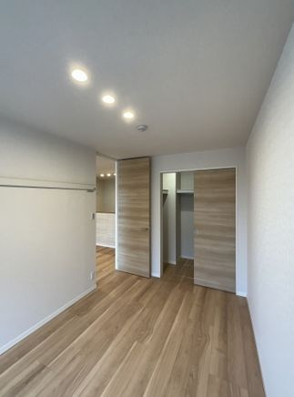 ヴィオラ・ボヌールの洋室